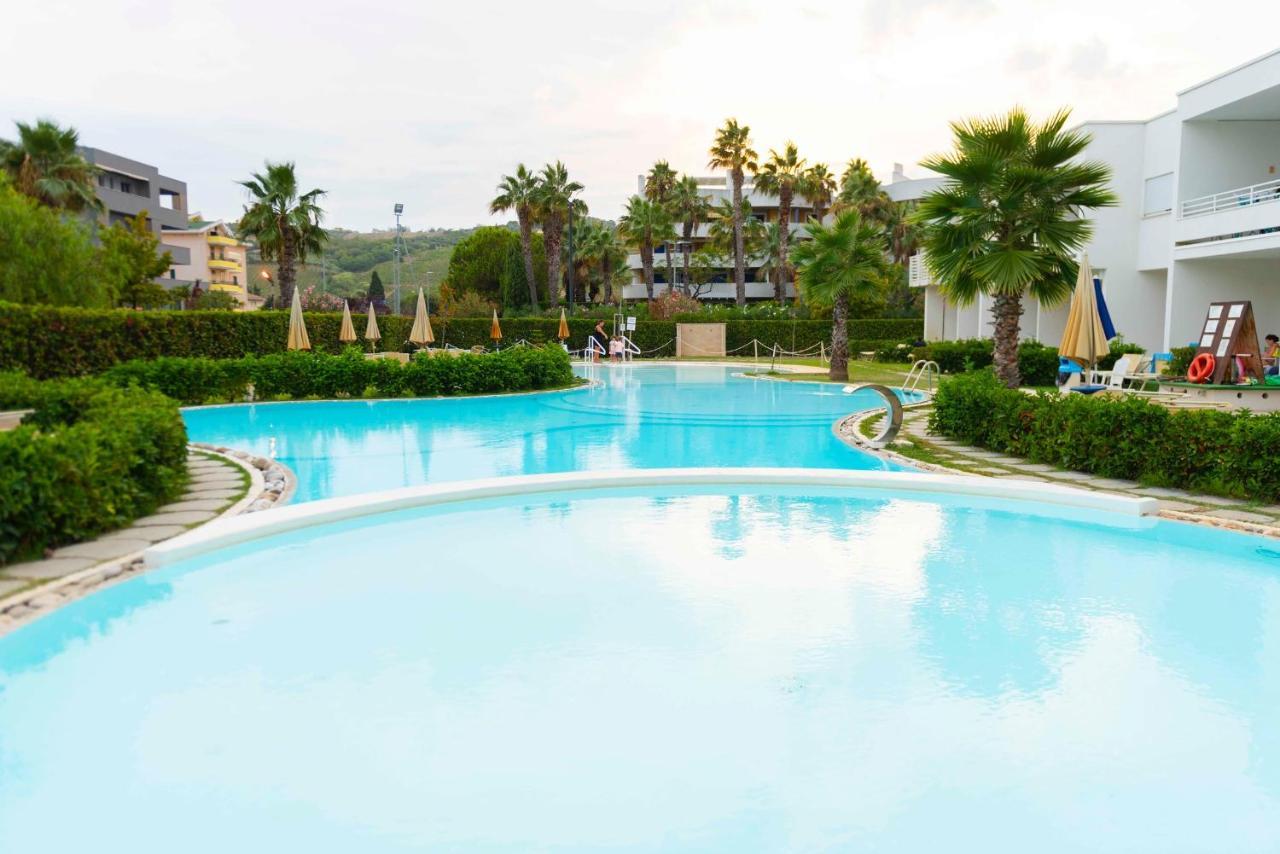 Seapark Spa Resort Giulianova Εξωτερικό φωτογραφία