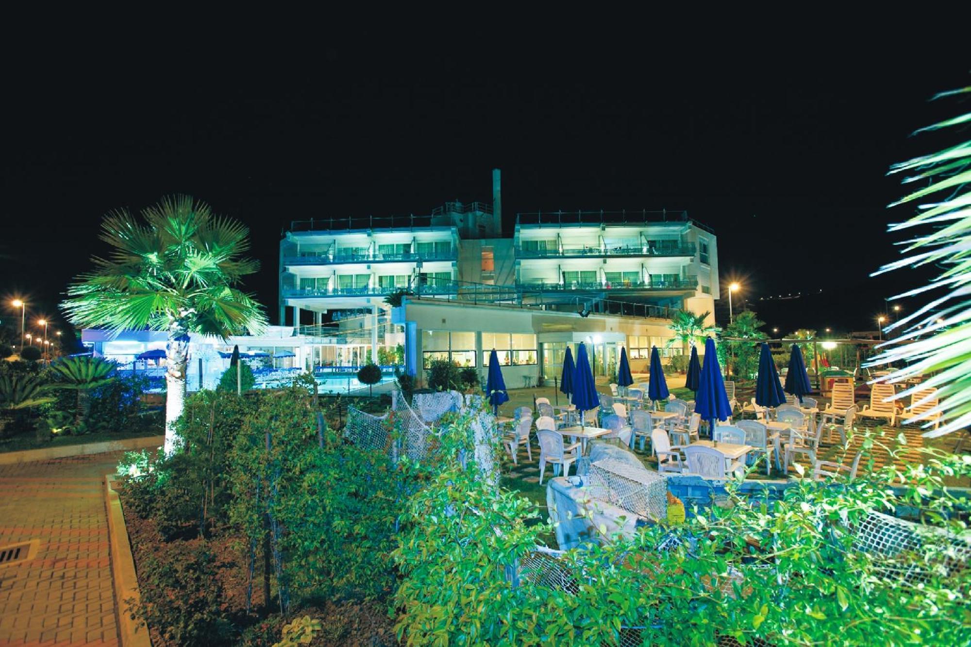 Seapark Spa Resort Giulianova Εξωτερικό φωτογραφία